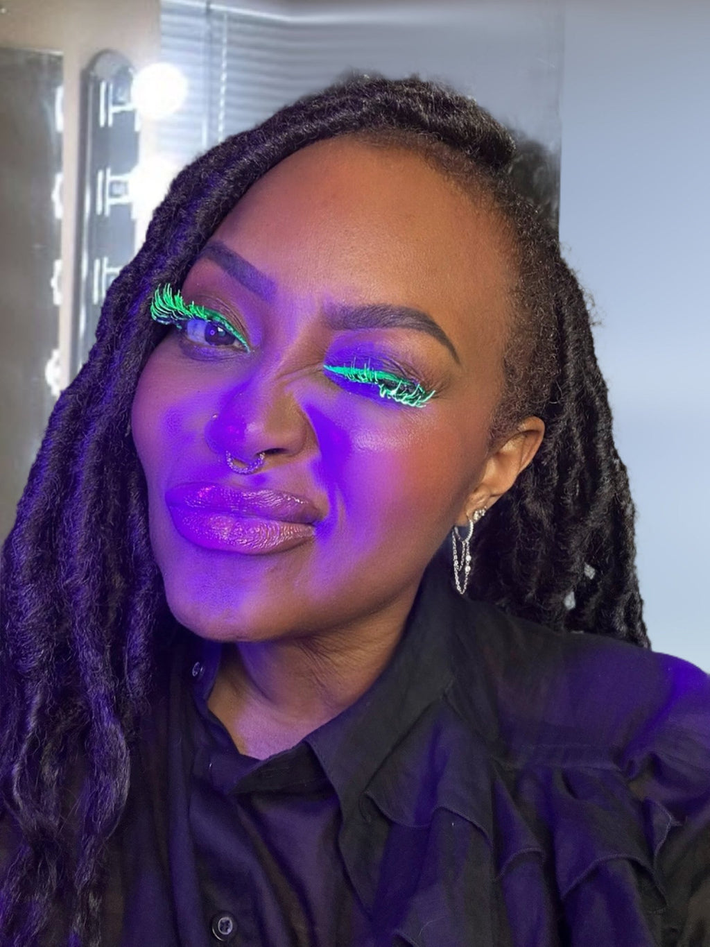 Ashunta Sheriff UV Glow Mascara - Blacklight Reactive Vegan Mascara in 6 Neon Shades