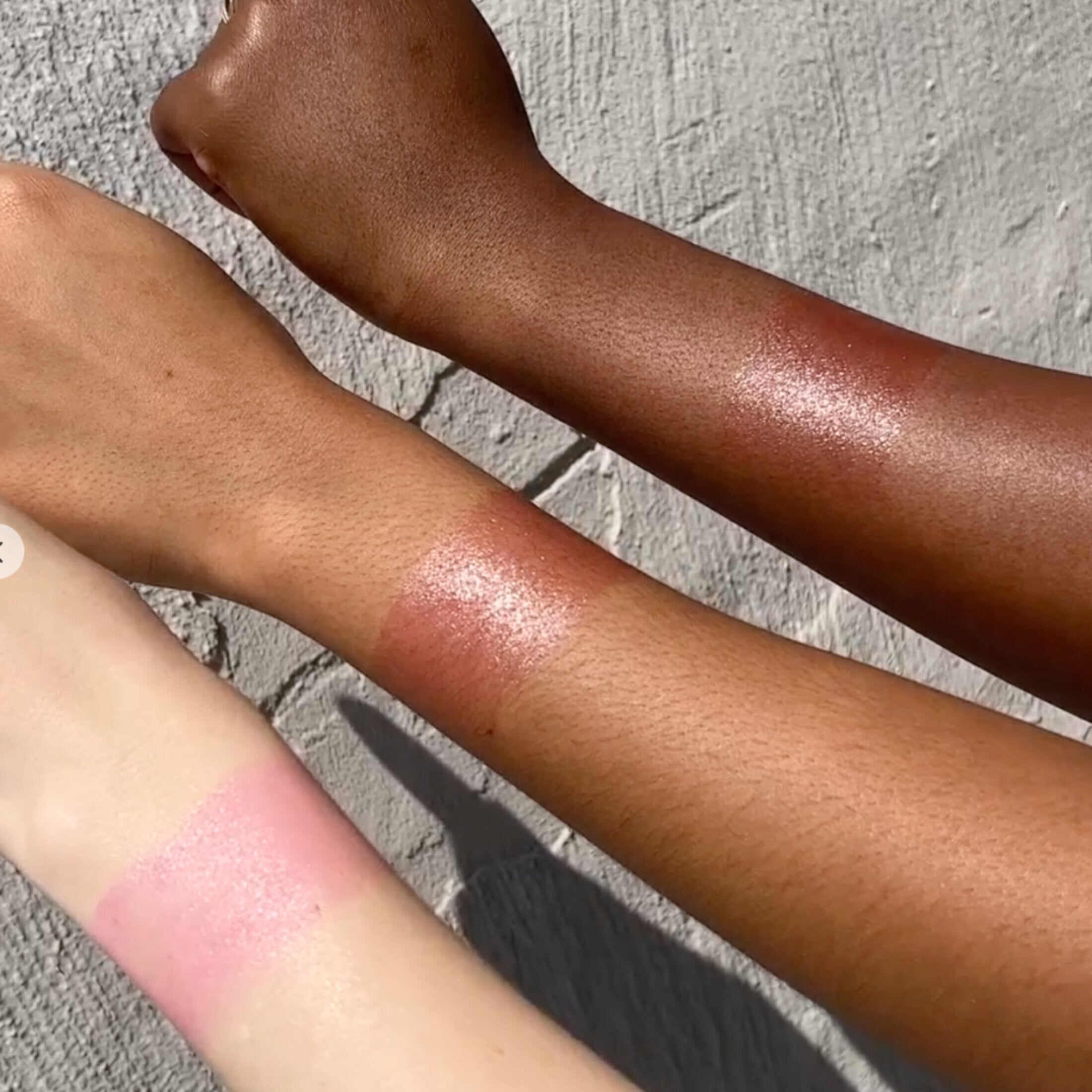 Ashunta Sheriff Clear Gel Blush - Custom Color Thermal Blush, pH-Reactive | Dewy Finish